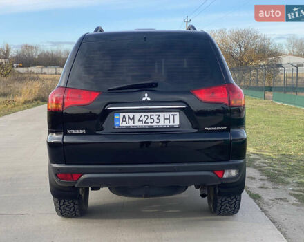 Чорний Міцубісі Паджеро Спорт, об'ємом двигуна 3 л та пробігом 255 тис. км за 12900 $, фото 7 на Automoto.ua
