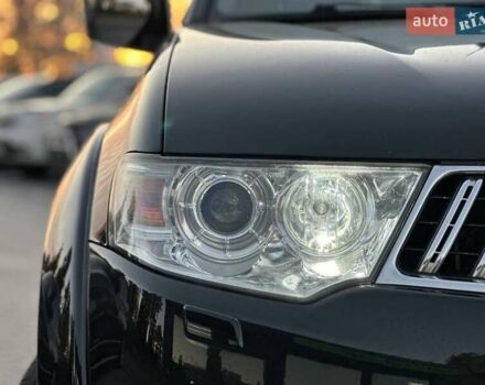 Черный Мицубиси Паджеро Спорт, объемом двигателя 2.48 л и пробегом 197 тыс. км за 12990 $, фото 3 на Automoto.ua