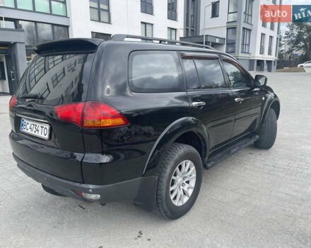 Черный Мицубиси Паджеро Спорт, объемом двигателя 2.48 л и пробегом 221 тыс. км за 15000 $, фото 4 на Automoto.ua