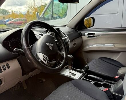 Міцубісі Паджеро Спорт 2011 у Києві на Automoto.ua Чорний Міцубісі Паджеро Спорт, об'ємом двигуна 2.5 л та пробігом 208 тис. км за 13000 $, фото 8 на Automoto.ua