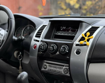 Черный Мицубиси Паджеро Спорт, объемом двигателя 2.5 л и пробегом 219 тыс. км за 12200 $, фото 63 на Automoto.ua