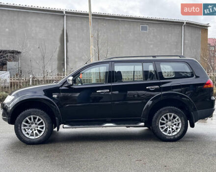 Черный Мицубиси Паджеро Спорт, объемом двигателя 2.5 л и пробегом 219 тыс. км за 12200 $, фото 5 на Automoto.ua