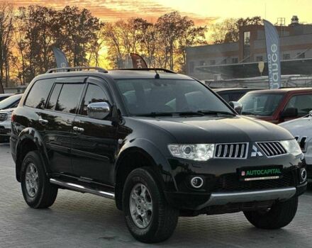 Чорний Міцубісі Паджеро Спорт, об'ємом двигуна 2.5 л та пробігом 197 тис. км за 12990 $, фото 2 на Automoto.ua