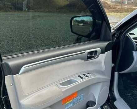 Чорний Міцубісі Паджеро Спорт, об'ємом двигуна 2.5 л та пробігом 139 тис. км за 15500 $, фото 14 на Automoto.ua