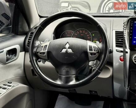 Черный Мицубиси Паджеро Спорт, объемом двигателя 2.5 л и пробегом 190 тыс. км за 14500 $, фото 14 на Automoto.ua
