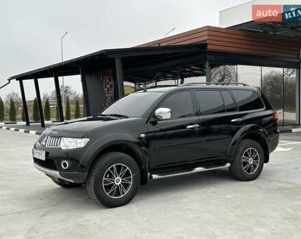 Черный Мицубиси Паджеро Спорт, объемом двигателя 2.5 л и пробегом 295 тыс. км за 13200 $, фото 8 на Automoto.ua
