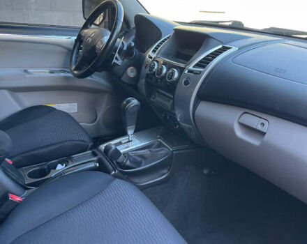 Черный Мицубиси Паджеро Спорт, объемом двигателя 2.5 л и пробегом 169 тыс. км за 15200 $, фото 10 на Automoto.ua