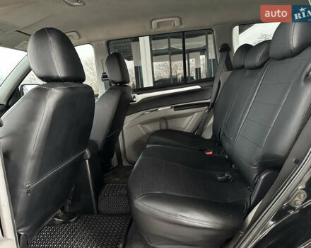 Черный Мицубиси Паджеро Спорт, объемом двигателя 2.5 л и пробегом 295 тыс. км за 13200 $, фото 35 на Automoto.ua