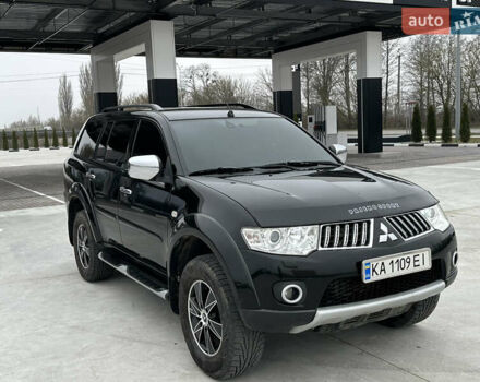 Черный Мицубиси Паджеро Спорт, объемом двигателя 2.5 л и пробегом 295 тыс. км за 13200 $, фото 6 на Automoto.ua