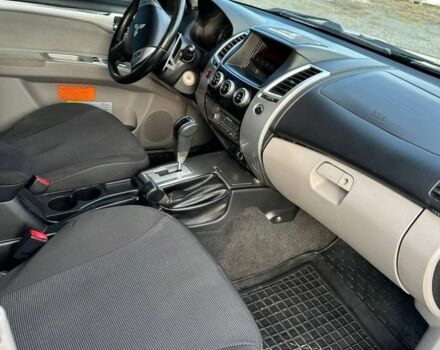 Черный Мицубиси Паджеро Спорт, объемом двигателя 2.5 л и пробегом 139 тыс. км за 15000 $, фото 8 на Automoto.ua