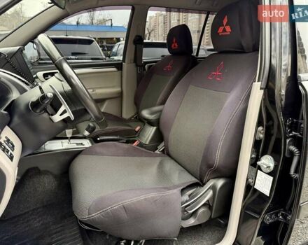 Черный Мицубиси Паджеро Спорт, объемом двигателя 2.5 л и пробегом 190 тыс. км за 14500 $, фото 7 на Automoto.ua