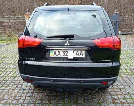 Чорний Міцубісі Паджеро Спорт, об'ємом двигуна 2.48 л та пробігом 300 тис. км за 15500 $, фото 15 на Automoto.ua