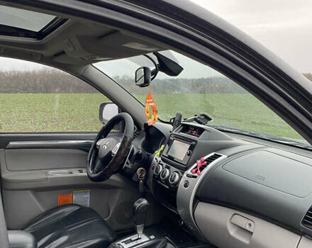 Черный Мицубиси Паджеро Спорт, объемом двигателя 2.5 л и пробегом 230 тыс. км за 14800 $, фото 16 на Automoto.ua