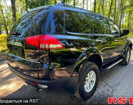 Чорний Міцубісі Паджеро Спорт, об'ємом двигуна 2.5 л та пробігом 181 тис. км за 13300 $, фото 4 на Automoto.ua