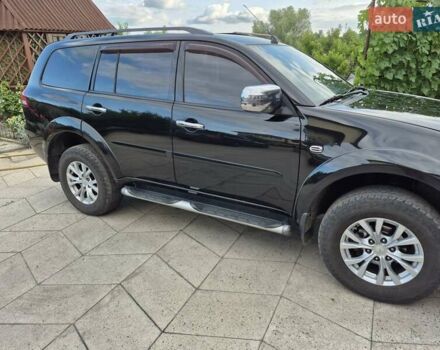 Чорний Міцубісі Паджеро Спорт, об'ємом двигуна 2.48 л та пробігом 192 тис. км за 16300 $, фото 2 на Automoto.ua