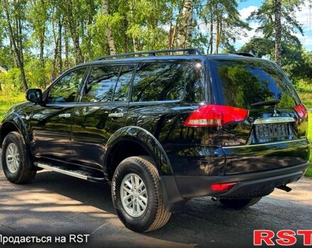 Чорний Міцубісі Паджеро Спорт, об'ємом двигуна 2.5 л та пробігом 181 тис. км за 13300 $, фото 3 на Automoto.ua
