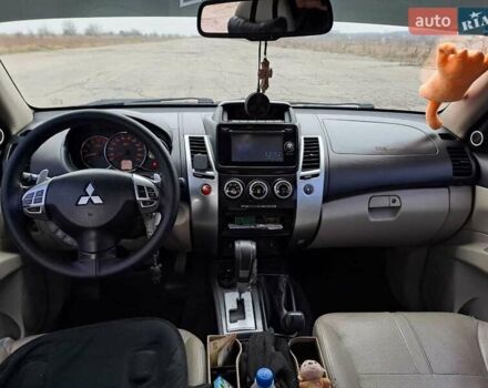 Черный Мицубиси Паджеро Спорт, объемом двигателя 2.5 л и пробегом 170 тыс. км за 15200 $, фото 22 на Automoto.ua