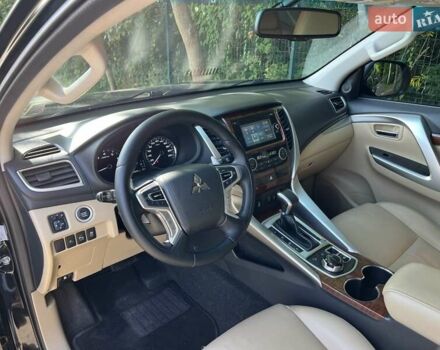 Черный Мицубиси Паджеро Спорт, объемом двигателя 3 л и пробегом 194 тыс. км за 19900 $, фото 13 на Automoto.ua