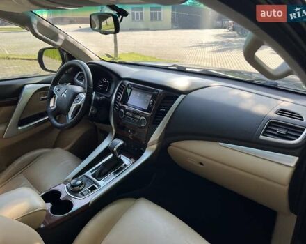 Черный Мицубиси Паджеро Спорт, объемом двигателя 3 л и пробегом 194 тыс. км за 19900 $, фото 27 на Automoto.ua