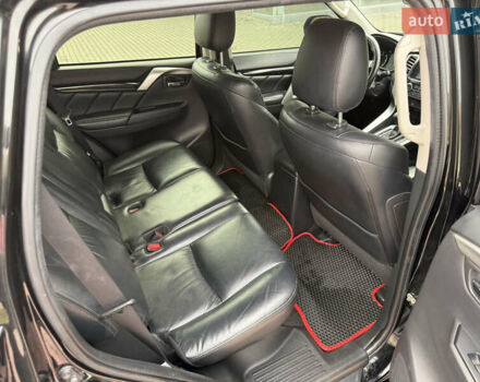 Черный Мицубиси Паджеро Спорт, объемом двигателя 2.44 л и пробегом 119 тыс. км за 19999 $, фото 33 на Automoto.ua