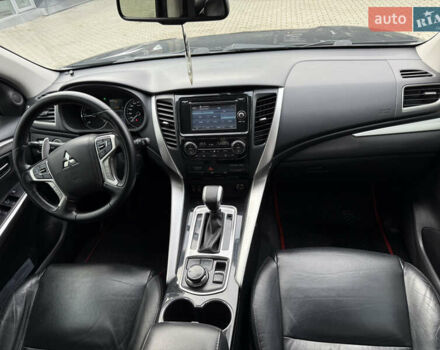 Черный Мицубиси Паджеро Спорт, объемом двигателя 2.44 л и пробегом 119 тыс. км за 19999 $, фото 32 на Automoto.ua