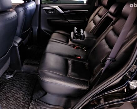 Черный Мицубиси Паджеро Спорт, объемом двигателя 2.4 л и пробегом 182 тыс. км за 19900 $, фото 7 на Automoto.ua