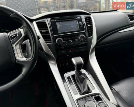 Черный Мицубиси Паджеро Спорт, объемом двигателя 2.44 л и пробегом 119 тыс. км за 19999 $, фото 42 на Automoto.ua