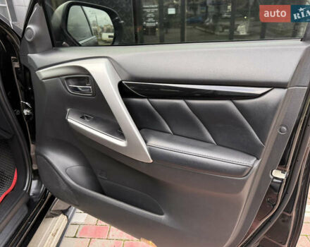 Черный Мицубиси Паджеро Спорт, объемом двигателя 2.44 л и пробегом 119 тыс. км за 19999 $, фото 21 на Automoto.ua