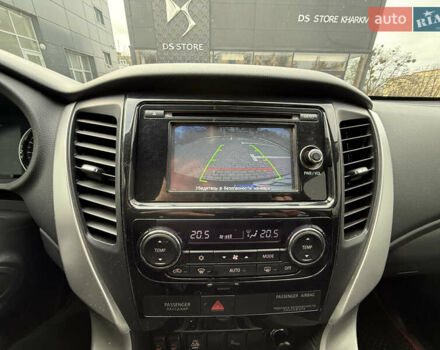 Черный Мицубиси Паджеро Спорт, объемом двигателя 2.44 л и пробегом 119 тыс. км за 19999 $, фото 13 на Automoto.ua