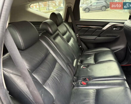 Черный Мицубиси Паджеро Спорт, объемом двигателя 2.44 л и пробегом 119 тыс. км за 19999 $, фото 34 на Automoto.ua