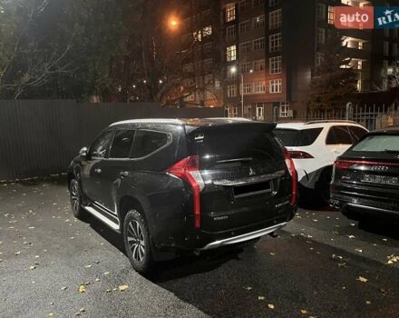 Черный Мицубиси Паджеро Спорт, объемом двигателя 2.44 л и пробегом 129 тыс. км за 23900 $, фото 1 на Automoto.ua