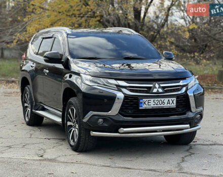 Черный Мицубиси Паджеро Спорт, объемом двигателя 2.44 л и пробегом 235 тыс. км за 22900 $, фото 1 на Automoto.ua