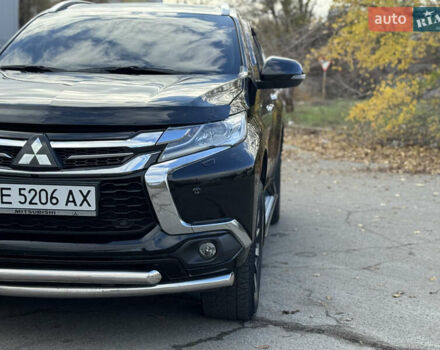 Черный Мицубиси Паджеро Спорт, объемом двигателя 2.44 л и пробегом 235 тыс. км за 22900 $, фото 4 на Automoto.ua