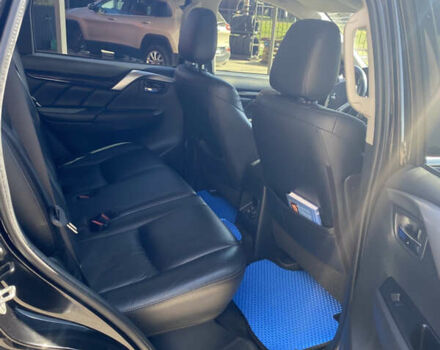 Черный Мицубиси Паджеро Спорт, объемом двигателя 2.44 л и пробегом 144 тыс. км за 28000 $, фото 14 на Automoto.ua