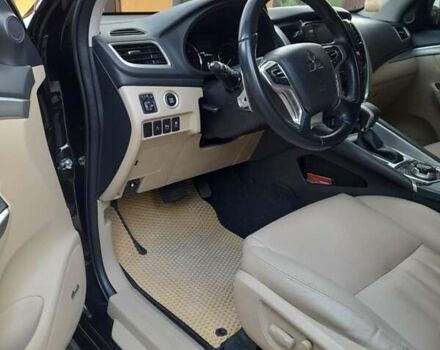 Чорний Міцубісі Паджеро Спорт, об'ємом двигуна 2.44 л та пробігом 140 тис. км за 30500 $, фото 8 на Automoto.ua