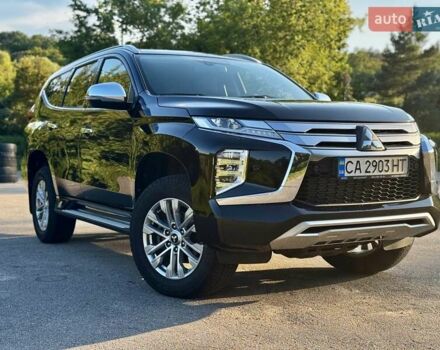 Чорний Міцубісі Паджеро Спорт, об'ємом двигуна 2.44 л та пробігом 30 тис. км за 35000 $, фото 4 на Automoto.ua