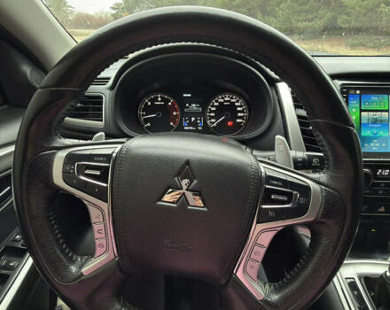 Чорний Міцубісі Паджеро Спорт, об'ємом двигуна 2.44 л та пробігом 96 тис. км за 28799 $, фото 29 на Automoto.ua