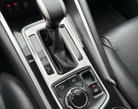 Чорний Міцубісі Паджеро Спорт, об'ємом двигуна 2.44 л та пробігом 96 тис. км за 28799 $, фото 33 на Automoto.ua