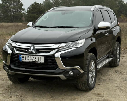 Чорний Міцубісі Паджеро Спорт, об'ємом двигуна 2.44 л та пробігом 96 тис. км за 28799 $, фото 3 на Automoto.ua