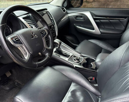 Чорний Міцубісі Паджеро Спорт, об'ємом двигуна 2.44 л та пробігом 96 тис. км за 28799 $, фото 43 на Automoto.ua