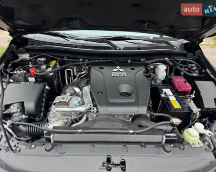 Мицубиси Паджеро Спорт 2019 в Полтаве на Automoto.ua Черный Мицубиси Паджеро Спорт, объемом двигателя 2.4 л и пробегом 93 тыс. км за 27299 $, фото 36 на Automoto.ua