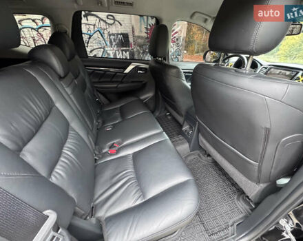 Мицубиси Паджеро Спорт 2019 в Полтаве на Automoto.ua Черный Мицубиси Паджеро Спорт, объемом двигателя 2.4 л и пробегом 93 тыс. км за 27299 $, фото 25 на Automoto.ua