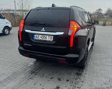 Чорний Міцубісі Паджеро Спорт, об'ємом двигуна 2.44 л та пробігом 48 тис. км за 40000 $, фото 3 на Automoto.ua