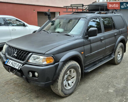 Черный Мицубиси Паджеро Спорт, объемом двигателя 2.97 л и пробегом 375 тыс. км за 6450 $, фото 1 на Automoto.ua