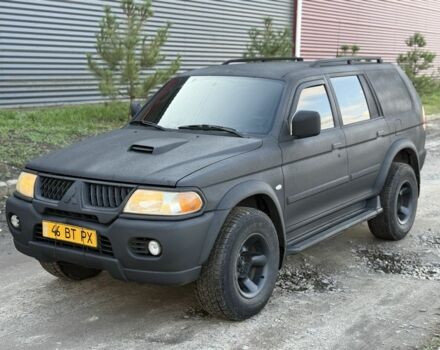 Черный Мицубиси Паджеро Спорт, объемом двигателя 0 л и пробегом 300 тыс. км за 3700 $, фото 1 на Automoto.ua