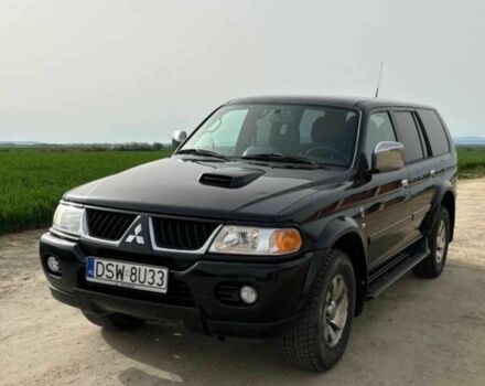 Черный Мицубиси Паджеро Спорт, объемом двигателя 2.5 л и пробегом 308 тыс. км за 4800 $, фото 1 на Automoto.ua