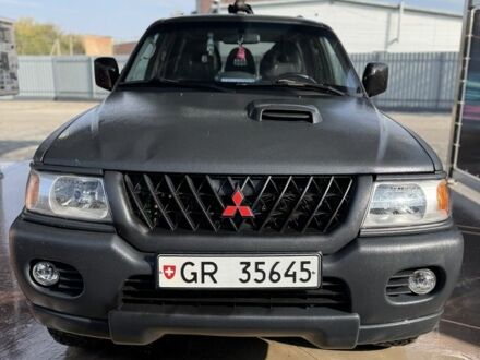Черный Мицубиси Паджеро Спорт, объемом двигателя 2.5 л и пробегом 3 тыс. км за 7000 $, фото 1 на Automoto.ua