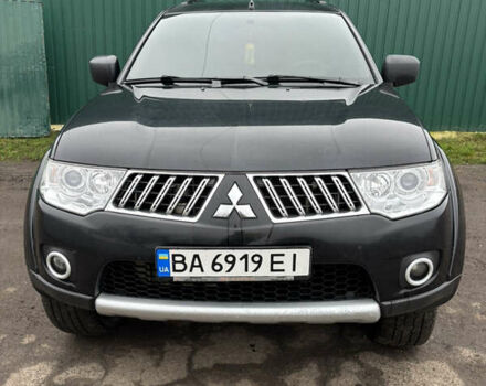 Черный Мицубиси Паджеро Спорт, объемом двигателя 2.5 л и пробегом 316 тыс. км за 10400 $, фото 1 на Automoto.ua