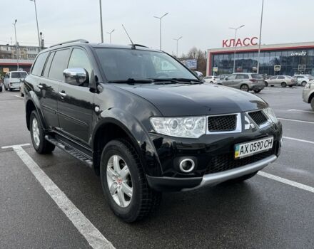Черный Мицубиси Паджеро Спорт, объемом двигателя 2.5 л и пробегом 219 тыс. км за 12000 $, фото 1 на Automoto.ua