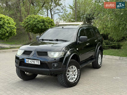 Міцубісі Паджеро Спорт 2010 у Павлограде на Automoto.ua Чорний Міцубісі Паджеро Спорт, об'ємом двигуна 2.46 л та пробігом 198 тис. км за 13700 $, фото 1 на Automoto.ua